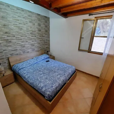 בית נופש Casetta Graziosa סולאנאס